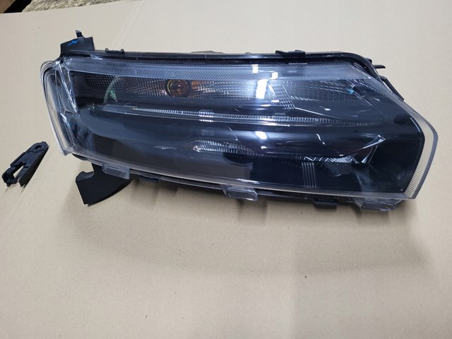 Купити 266008993R Renault (RVI) 