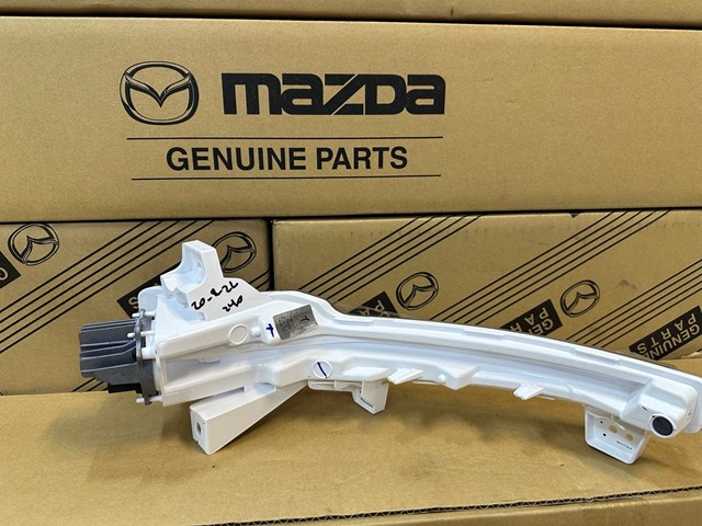 Фара протитуманна, ліва/права Mazda VA4051060 ціна, від 159.74 USD