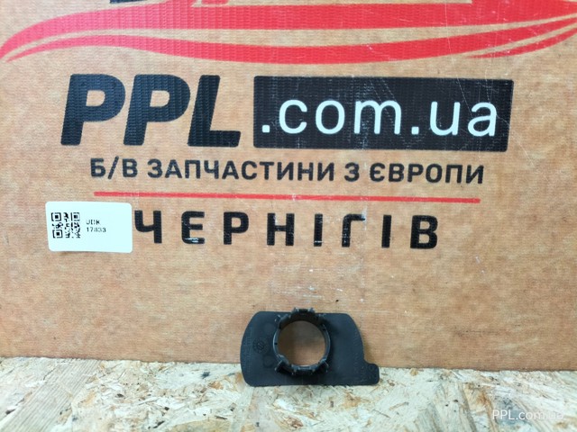Купити 108843700A Tesla 