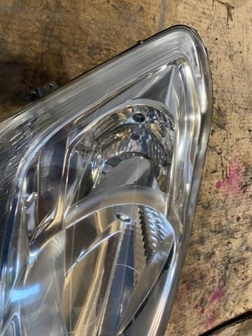 Купити 9682828180 Peugeot/Citroen Права блок фара