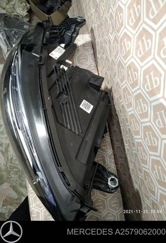 Фара права A2579062000 Mercedes