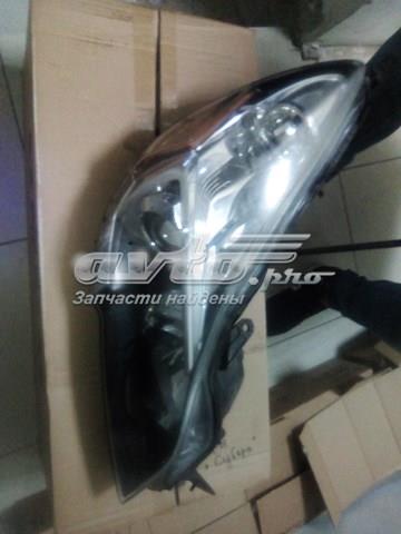 84001AJ040 Subaru Фара правая
