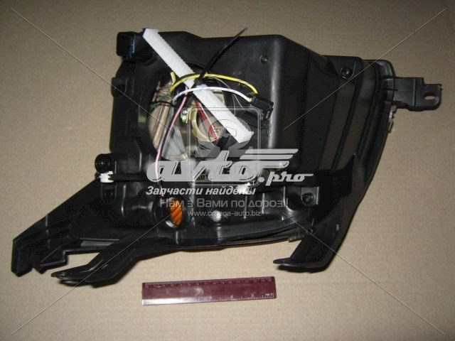 Фара передня права TYC 20C183062B