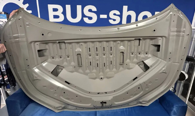 Капот Toyota 5330148220 ціна, від 1735.65 USD