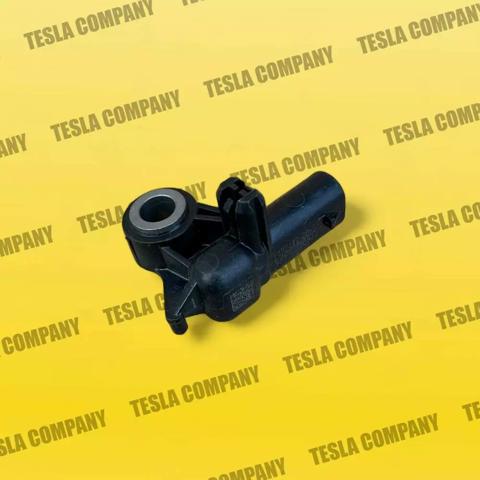 Купити 147344700B Tesla 
