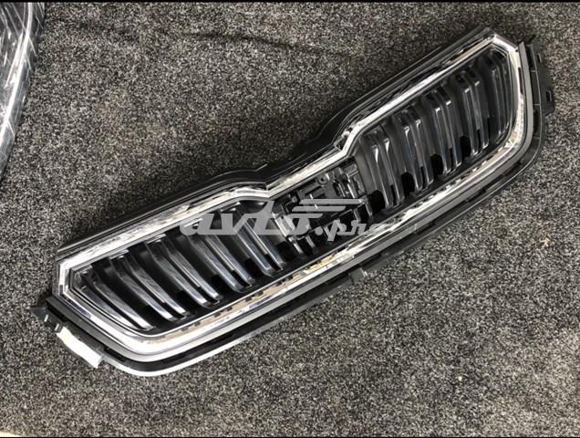 658853653AZD4 VAG Решітка радіатора