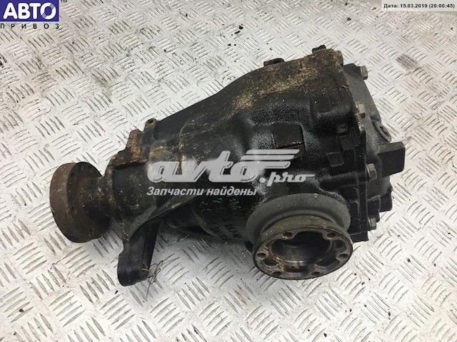 33107560591 BMW Задній редуктор