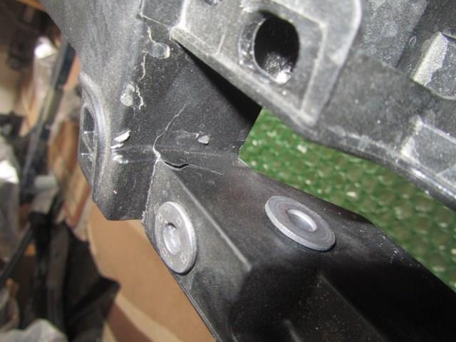 Панель передня VAG 3V0805588 ціна, від 94.86 USD