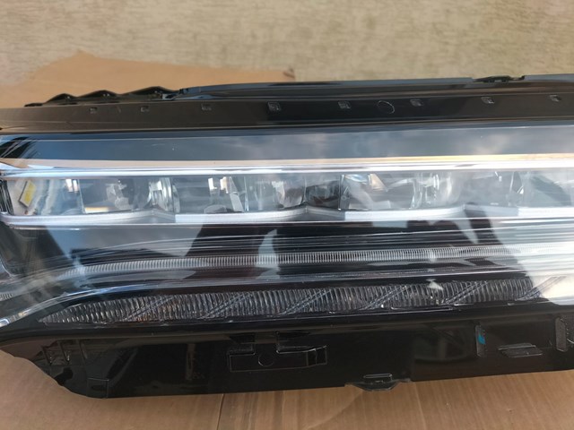 Фара правая Honda 33100TYAA01 ціна, від 823.49 USD