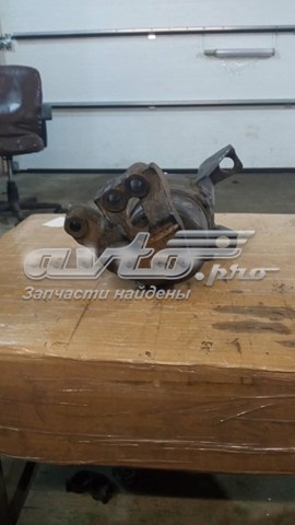 Купити DG936F012AF Ford Подушка (опора) двигуна, права