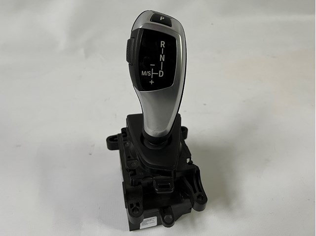  929689601 BMW