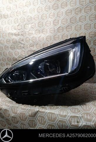 Фара правая Mercedes A2579062000 ціна, від 750.14 USD