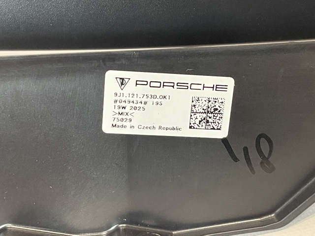 Купити 9J1121753DOK1 Porsche Жалюзі радіатора охолодження