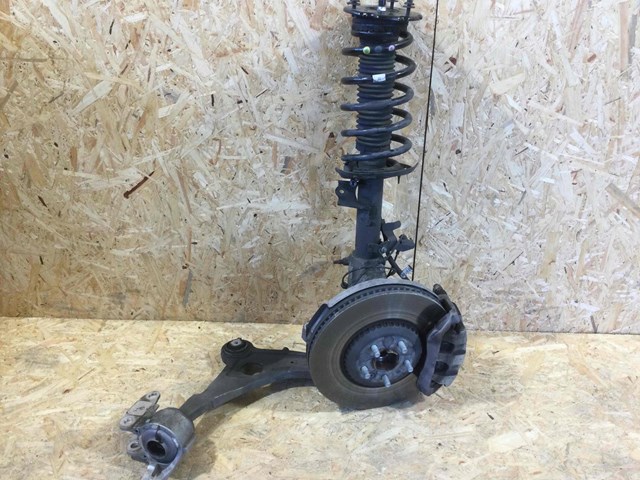 Купити LR136808 Land Rover 