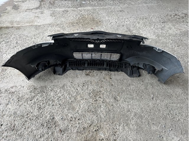 5211912939 Toyota Бампер передній в зборі