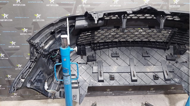 Бампер передній Polcar 23310716J