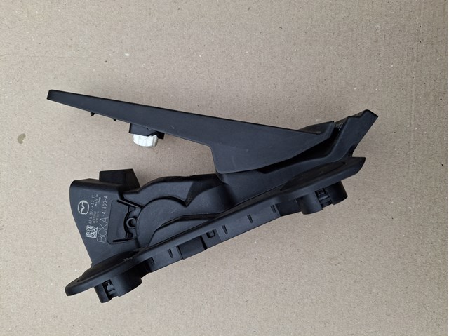 Підаль газу Mazda BCKA41600A ціна, від 25.34 USD