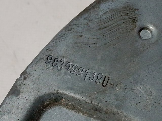 Цапфа поворотного кулака Peugeot/Citroen 1647857180 ціна, від  USD