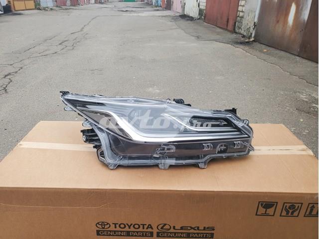 Купити 8114502T50 Toyota Права блок фара