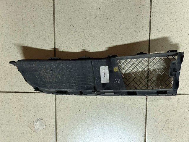 Купити 91121XA19A Subaru Решітка радіатора ліва