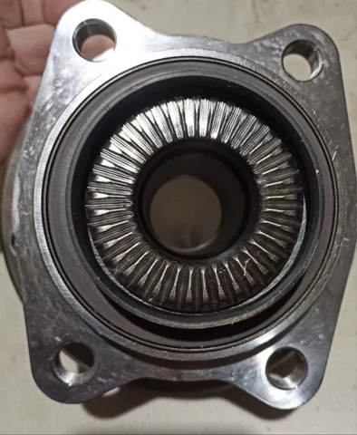 Маточина колеса передня Mercedes A9109810000 ціна, від 90.45 USD