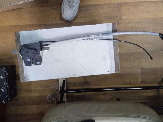 Замок дверей багажника Mercedes A2127400335 ціна, від 101.33 USD