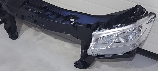 Купити A9109060000 Mercedes Основна фара в зборі ліва
