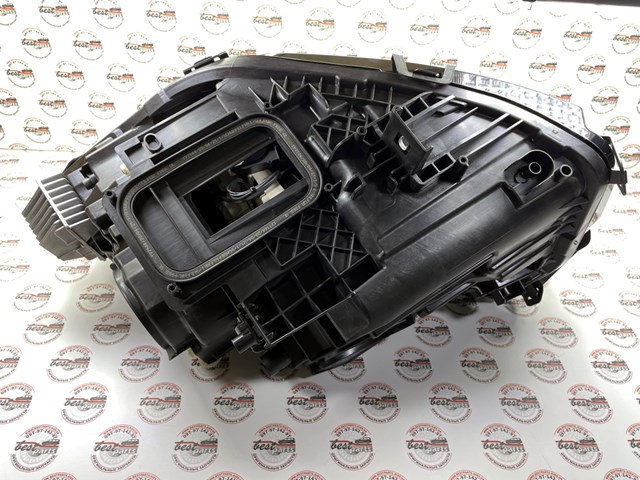 Права блок фара Mercedes A2439060800 ціна, від 1198.00 USD