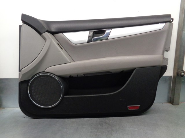 A2045402410 Mercedes Джгут проводів передньої двері