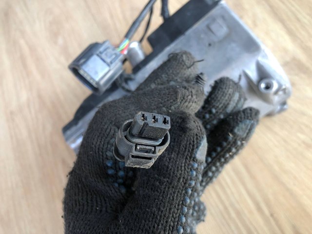 Купити LR087499 Land Rover 