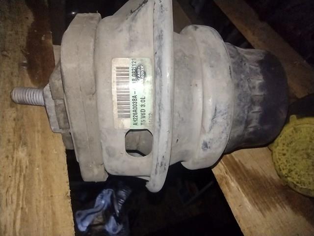 Купити AH226A003BA Land Rover Подушка двигуна передня