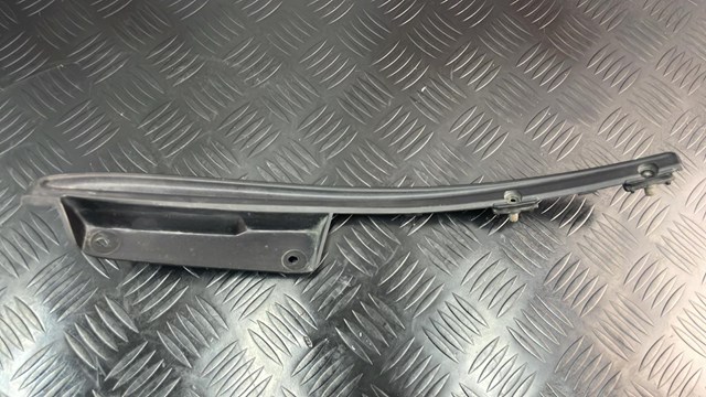 LR092698 Land Rover 