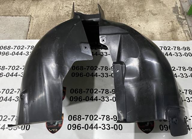 Купити 31694435 Volvo Підкрилок передній лівий