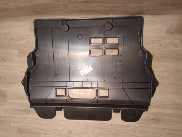 Захист моторного відсіку Polcar 2338346Q ціна, від 20.72 USD