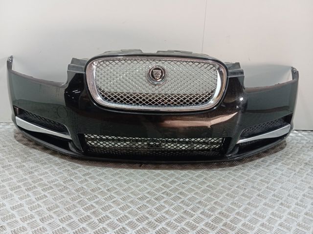 Бампер передній Jaguar C2Z8837XXX