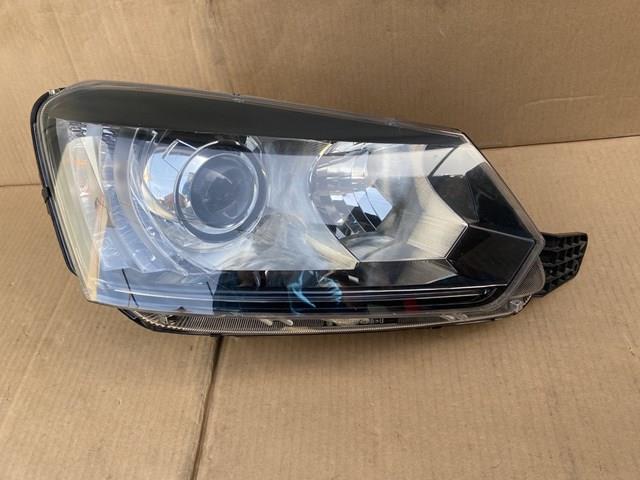 Купити 5L1941016C VAG Права блок фара