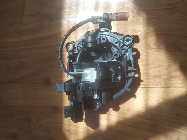 Купити A0997504600 Mercedes Ручка багажника