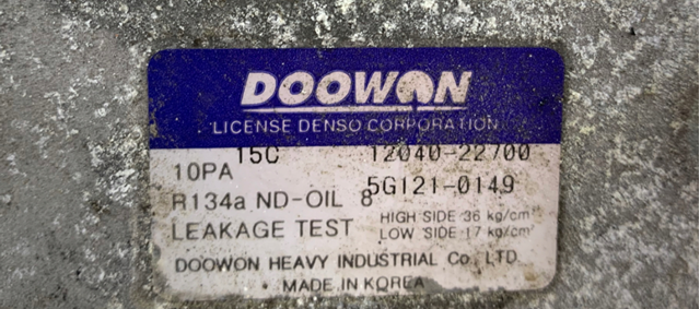 Компресор кондиціонера 1204022700 Doowon