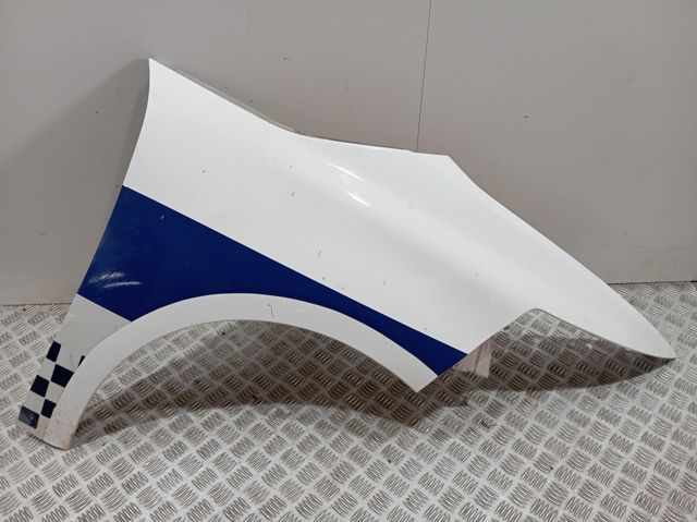 Переднє праве крило Peugeot/Citroen 9803150280