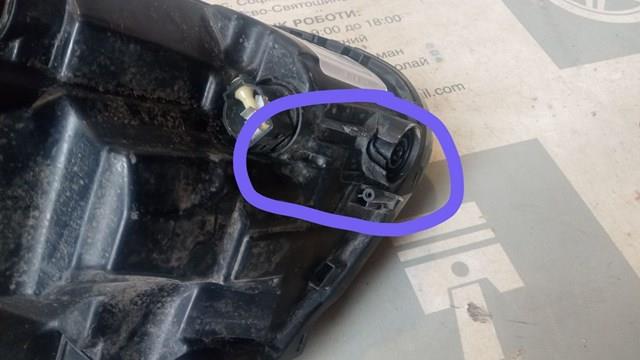 YQ00052980 Peugeot/Citroen Фара дальнього світла в зборі