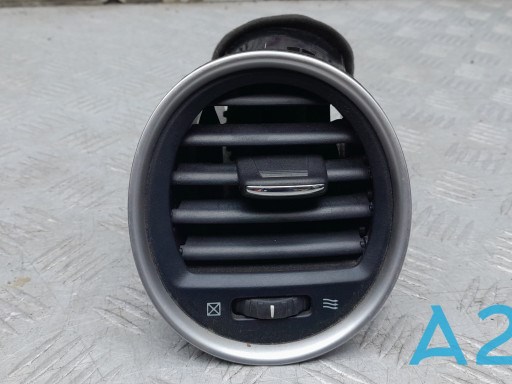 Купити 687613JA0A Nissan/Infiniti 