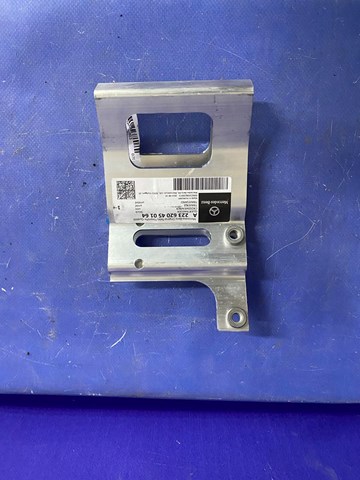  Mercedes A2236204501 ціна, від 25.34 USD