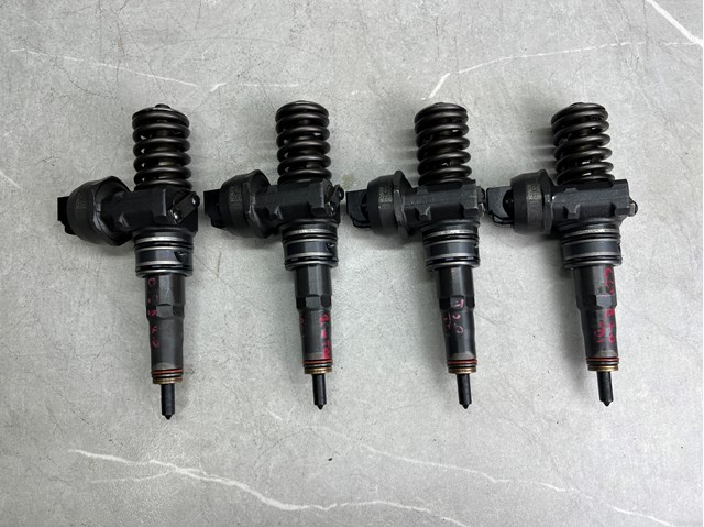 Форсунка паливна Bosch 0414720312 ціна, від 74.75 USD