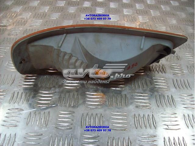 A9738200221 Mercedes Поворотник правий