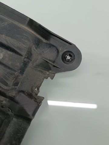 5839833010 Toyota 
