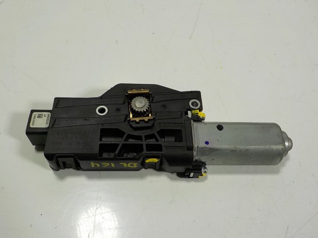 Купити 912324CC0A Nissan/Infiniti Двигун приводу люка