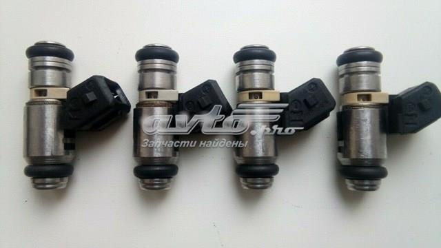 Паливні форсунки IWP064 Magneti Marelli