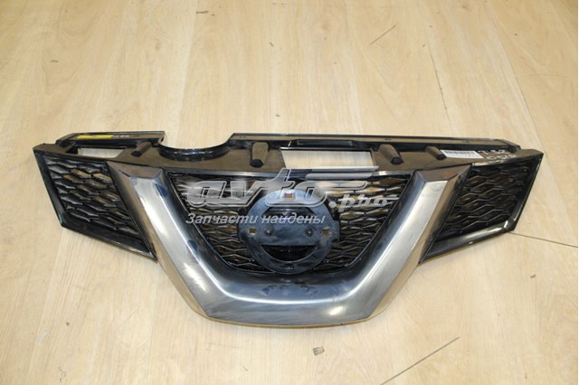 Купити 623104CM0B Nissan/Infiniti Захисна решітка радіатора