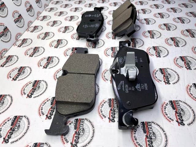 Передні тормозні колодки LR160486 Land Rover