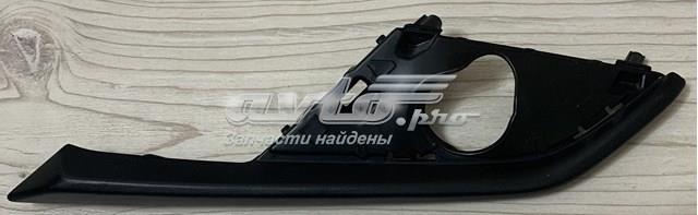D10J50C21 Mazda Решітка переднього бампера, ліва